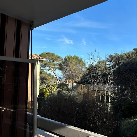 Daire T2 Neuf Le Dramont Terrasse Et A Pied Saint-Raphaël